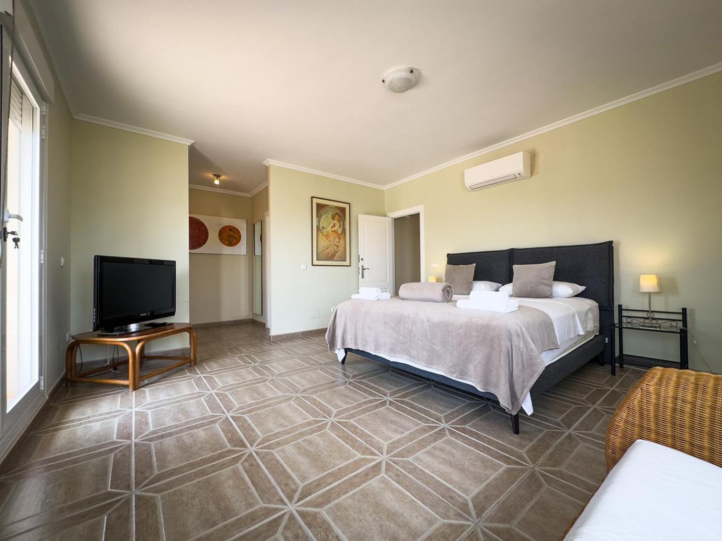 Frontline Beach Villa Playa Flamenca Orihuela Luaran gambar